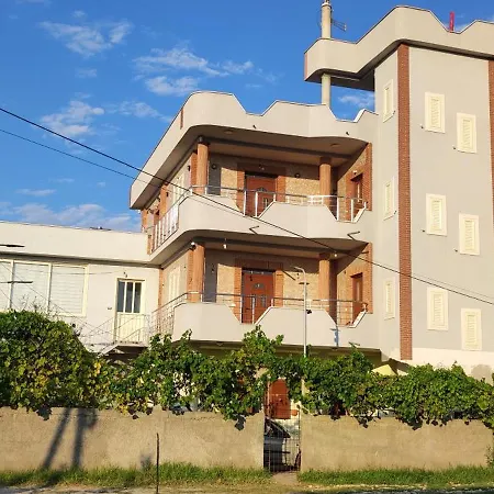 Sfor Apartment